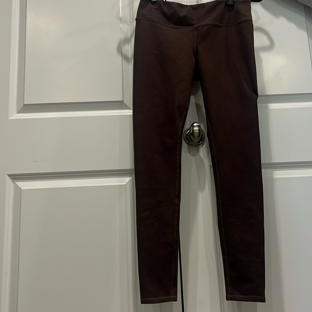 ALO Yoga Women's Dark Brown High-Rise Leggings